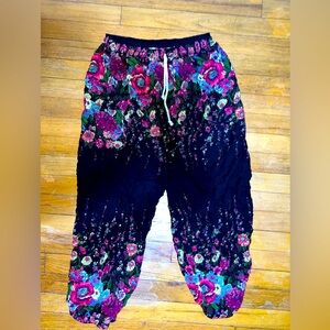 Awesome Comfy Floral Pants